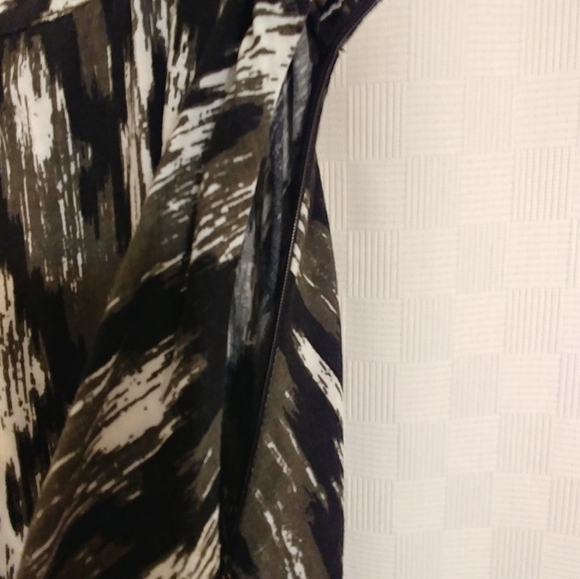 GRACE Elements Skirt - Picture 5 of 6